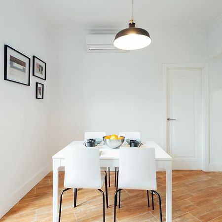 Alohamundi Peral Apartment Seville Ngoại thất bức ảnh