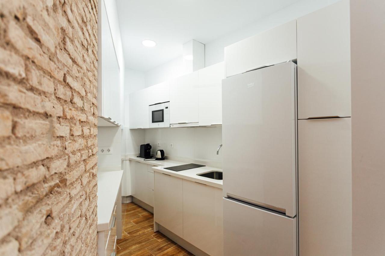 Alohamundi Peral Apartment Seville Ngoại thất bức ảnh