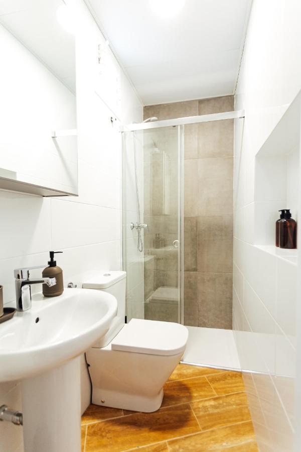 Alohamundi Peral Apartment Seville Ngoại thất bức ảnh