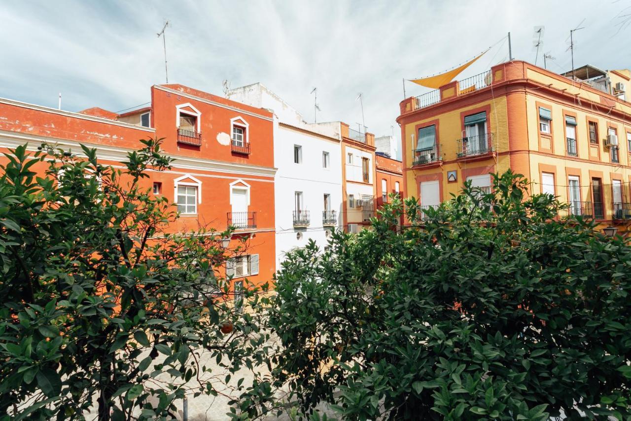 Alohamundi Peral Apartment Seville Ngoại thất bức ảnh