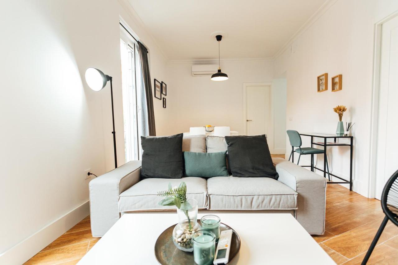Alohamundi Peral Apartment Seville Ngoại thất bức ảnh